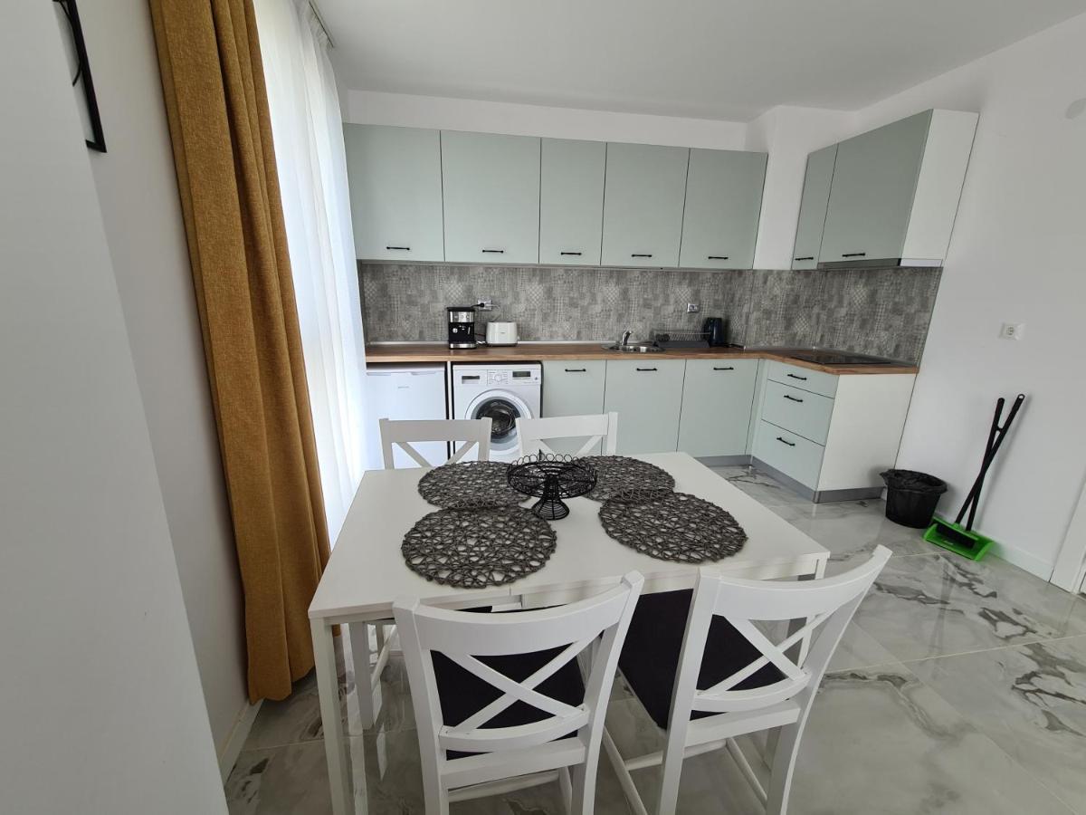 Gold Beach Apart Обзор Экстерьер фото